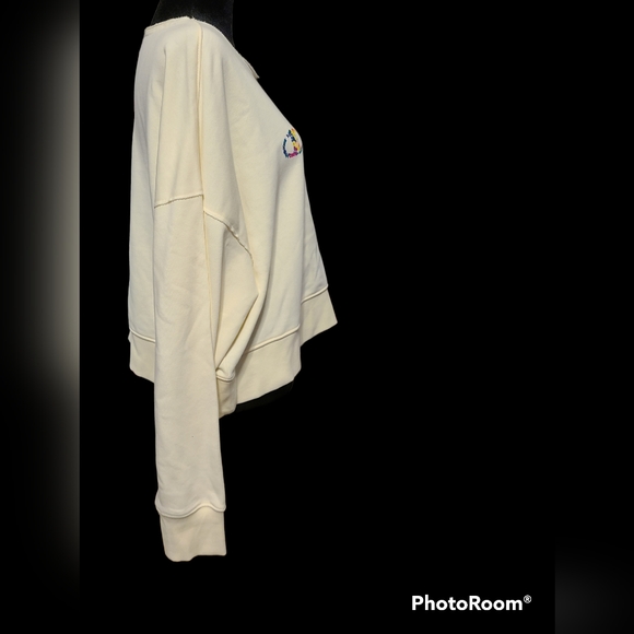 NWT Champion size M cream sweatshirt - Picture 3 of 8